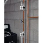 2500 Faucet Action_72dpi